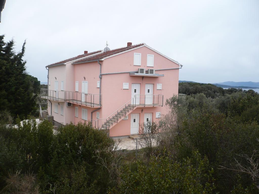 Olive Apartments Ugljan Quarto foto